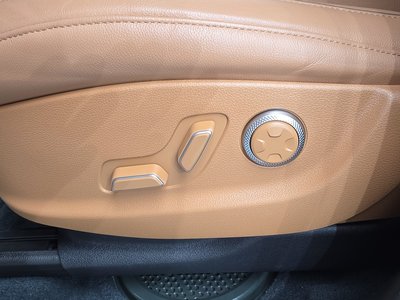 2024 Genesis GV80 — миниатюра 34