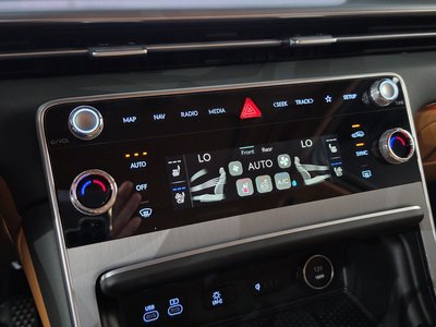 2024 Genesis GV80 — миниатюра 33