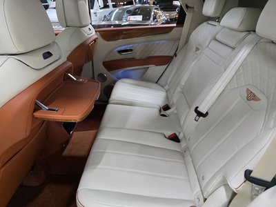 BENTLEY BENTAYGA - 10