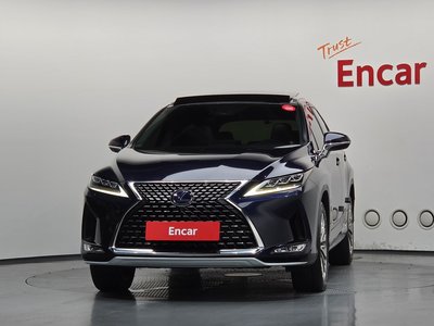 صورة 2 لـ 2021 Lexus RX