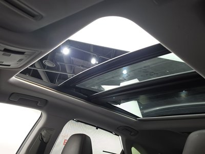 صورة مصغرة 25 لـ 2021 Lexus RX