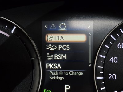 صورة مصغرة 32 لـ 2021 Lexus RX