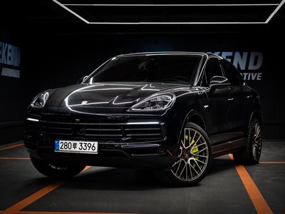 PORSCHE CAYENNE - 1