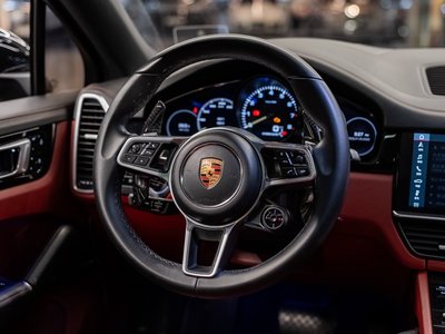PORSCHE CAYENNE - 8