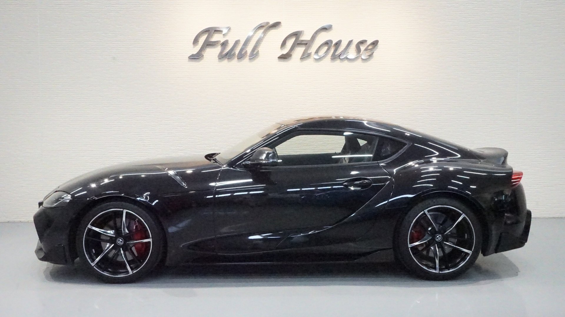 TOYOTA SUPRA - View 1