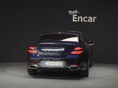2025 Genesis THE NEW G70 photo 3