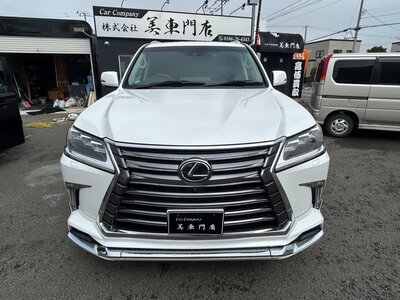 LEXUS LX