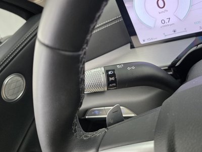 2024 Genesis GV80 — миниатюра 29