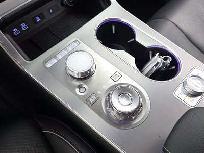 2024 Genesis GV80 — миниатюра 12