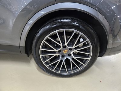 PORSCHE CAYENNE - 3