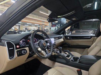 PORSCHE CAYENNE - 9