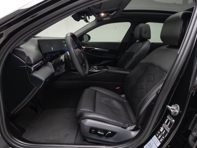 BMW 5 SERIES - 10
