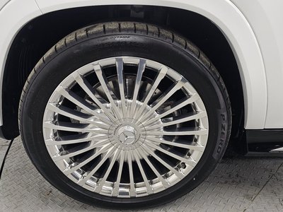 MERCEDES-BENZ GLS - 6