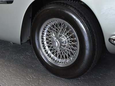 1963 Aston Martin DB4 thumbnail 11