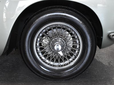 1963 Aston Martin DB4 thumbnail 12