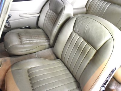 1963 Aston Martin DB4 thumbnail 26