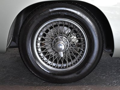 1963 Aston Martin DB4 thumbnail 14