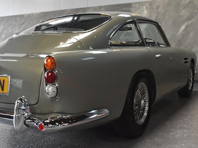 1963 Aston Martin DB4 thumbnail 15
