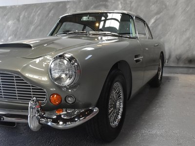 صورة 7 لـ 1963 Aston Martin DB4