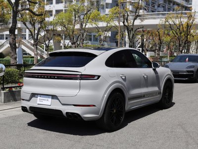 PORSCHE CAYENNE - 10