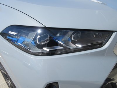 2026 BMW X6 thumbnail 13
