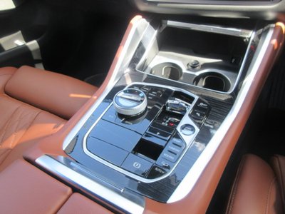 2026 BMW X6 thumbnail 40