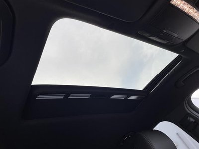 MERCEDES-BENZ GLC - 3