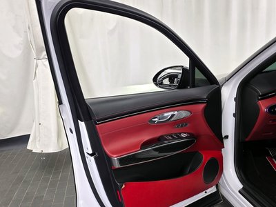 2021 Genesis GV70 — миниатюра 14