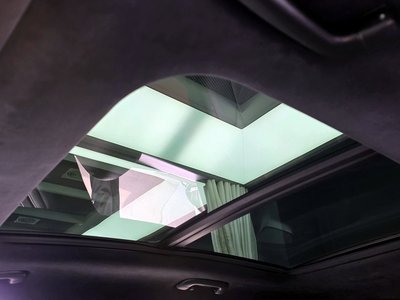 2021 Genesis GV70 — миниатюра 25