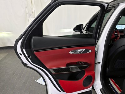 2021 Genesis GV70 — миниатюра 15