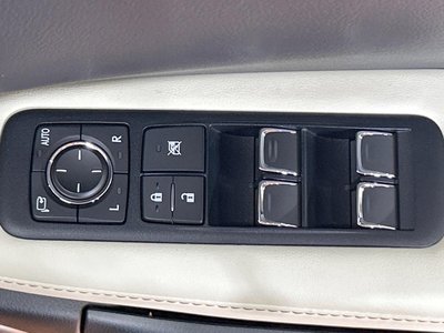 صورة مصغرة 47 لـ 2019 Lexus RX
