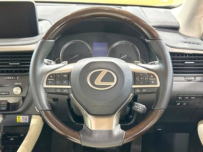 صورة مصغرة 12 لـ 2019 Lexus RX
