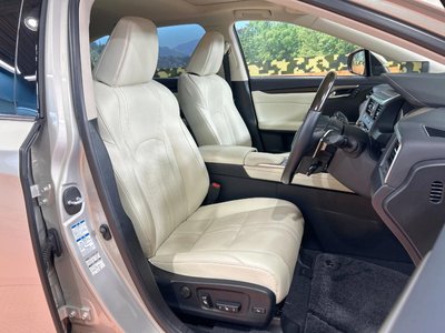 صورة 9 لـ 2019 Lexus RX