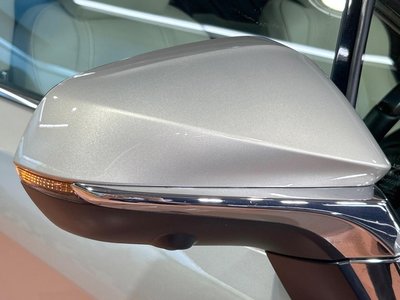 صورة مصغرة 72 لـ 2019 Lexus RX