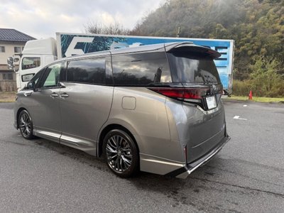 TOYOTA VELLFIRE - 7