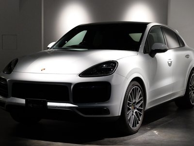 PORSCHE CAYENNE - 1