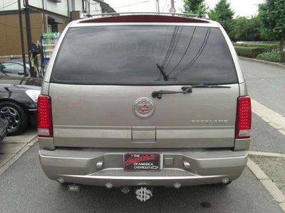 CADILLAC ESCALADE - 9