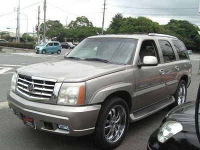 CADILLAC ESCALADE - 7