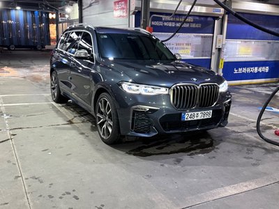 صورة 2 لـ 2020 BMW X7