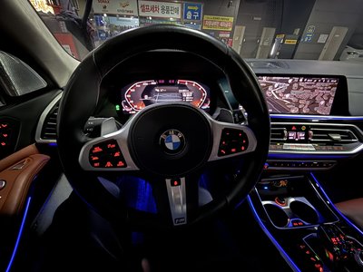 صورة 10 لـ 2020 BMW X7