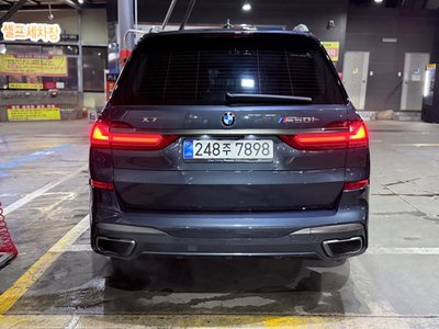 صورة 4 لـ 2020 BMW X7