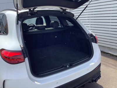 صورة مصغرة 11 لـ 2024 Mercedes-BENZ GLC AMG