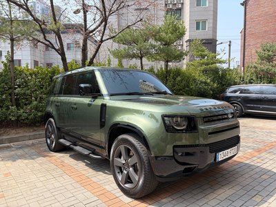 LAND ROVER DEFENDER - 2
