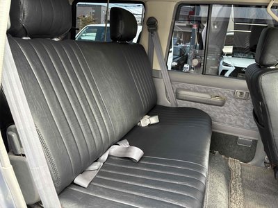 صورة مصغرة 37 لـ 1998 Toyota LAND CRUISER 70