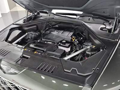 صورة 7 لـ 2023 Genesis GV80