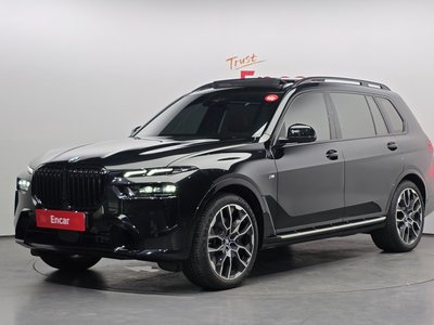 صورة 1 لـ 2023 BMW X7
