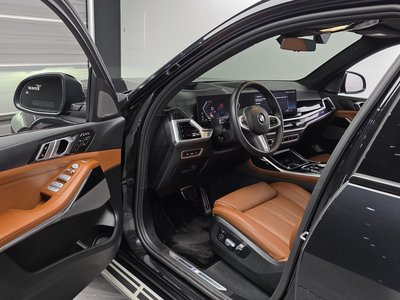 صورة 10 لـ 2023 BMW X7