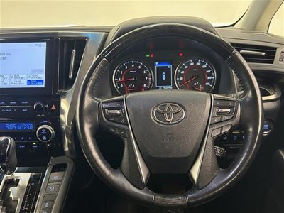 TOYOTA ALPHARD - 3