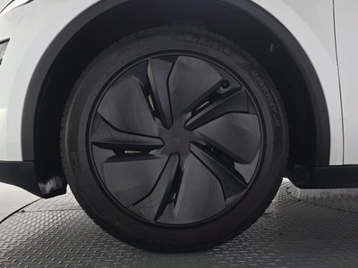 TESLA MODEL Y - 6