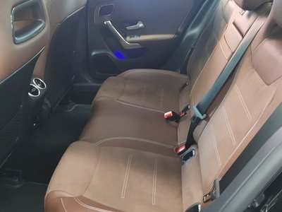 MERCEDES-BENZ CLA - 10